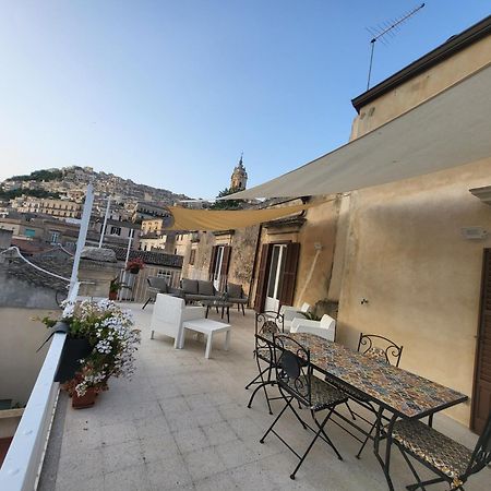 הוילה מודיקה Casa Mavi Limite Delle Due Matrici מראה חיצוני תמונה