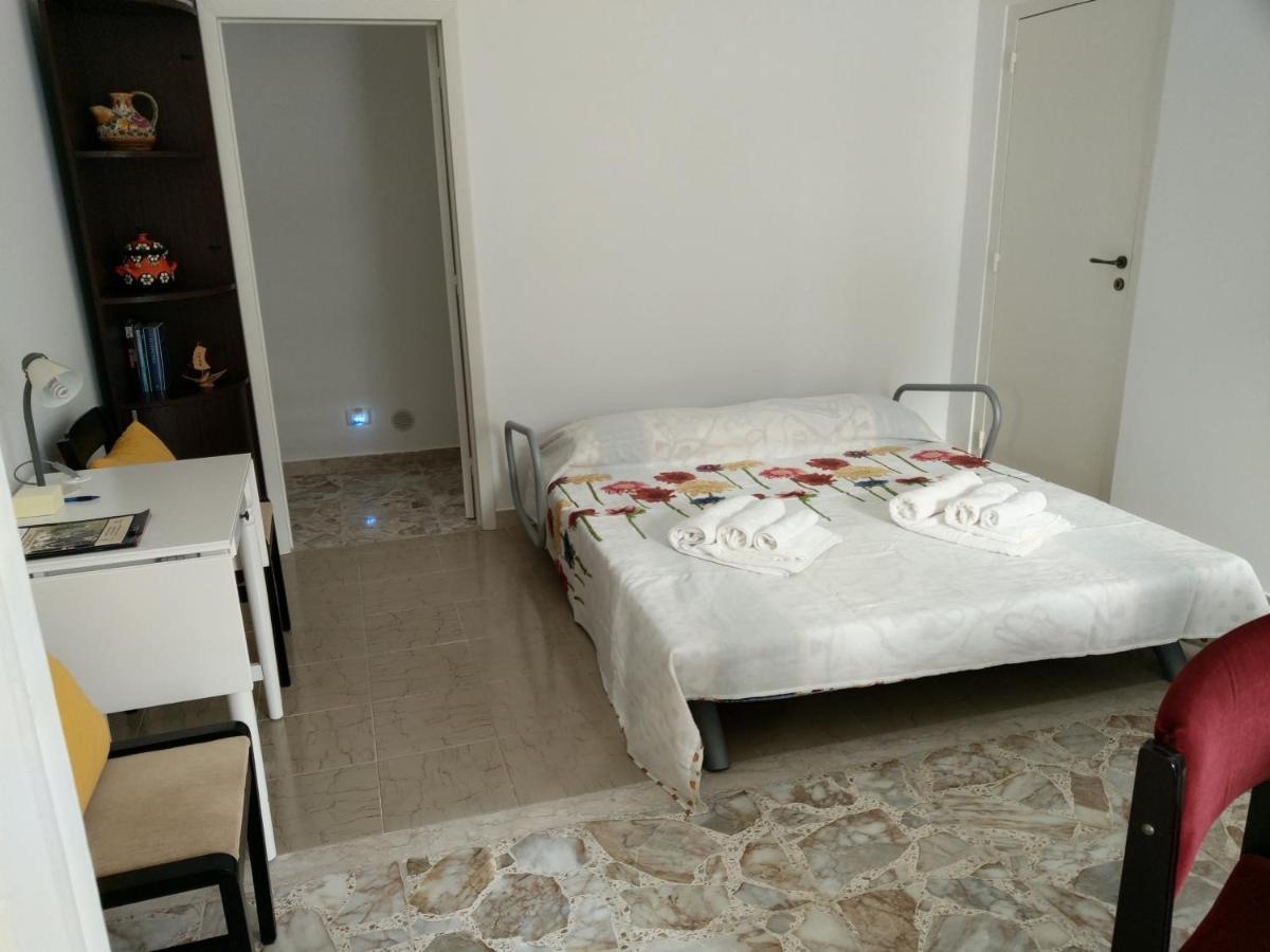 הוילה מודיקה Casa Mavi Limite Delle Due Matrici מראה חיצוני תמונה