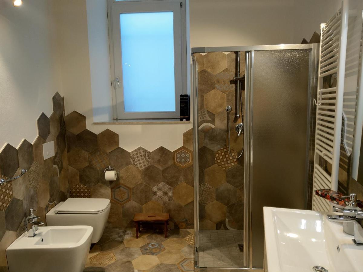 הוילה מודיקה Casa Mavi Limite Delle Due Matrici מראה חיצוני תמונה