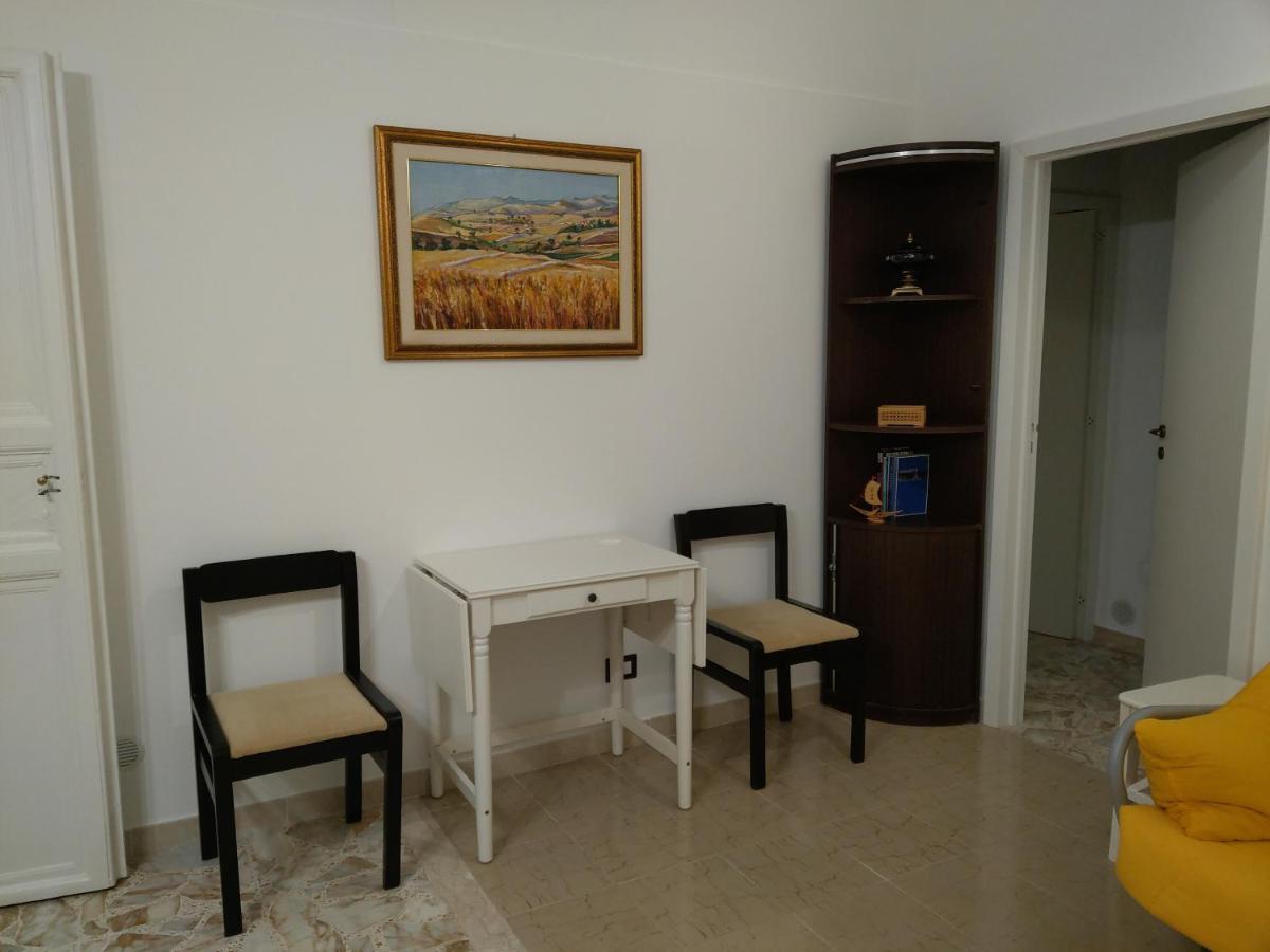 הוילה מודיקה Casa Mavi Limite Delle Due Matrici מראה חיצוני תמונה