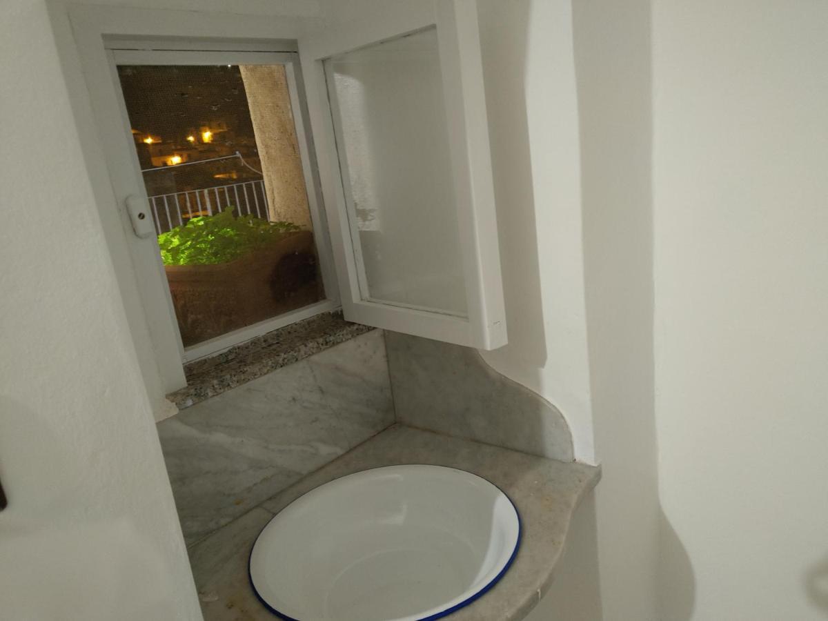 הוילה מודיקה Casa Mavi Limite Delle Due Matrici מראה חיצוני תמונה