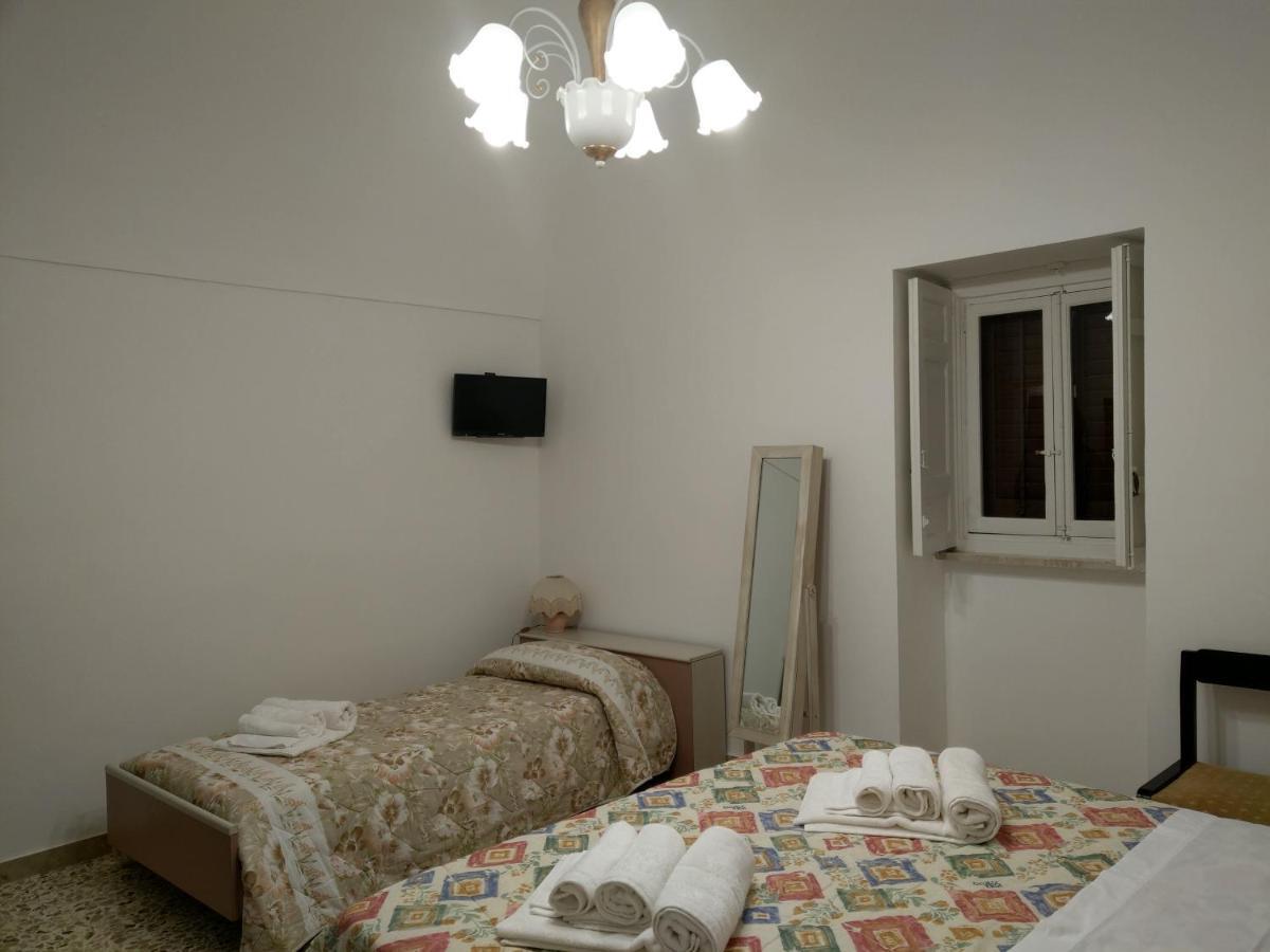 הוילה מודיקה Casa Mavi Limite Delle Due Matrici מראה חיצוני תמונה